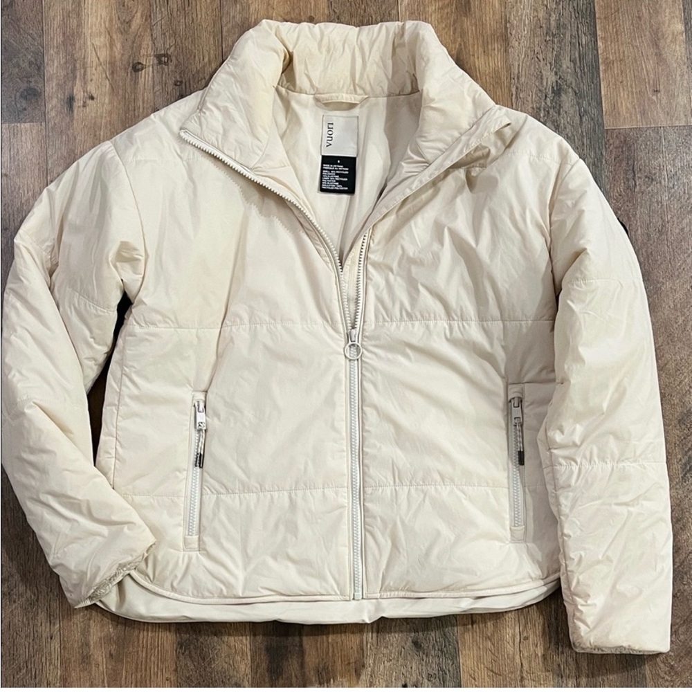 Vuori Cream Puffer Jacket